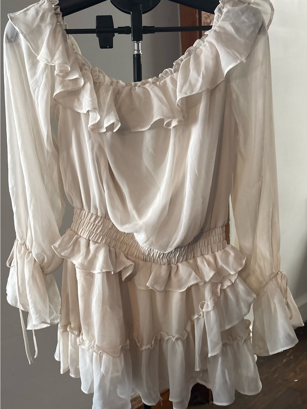 Fashion Nova Champagne Ruffle Romper Size L Long Sleeve Tiered Boho